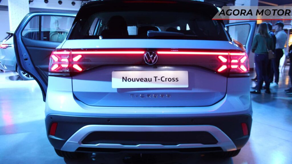 Traseira do Novo T-Cross 2024.