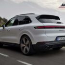 Traseira do novo Porsche Cayenne.