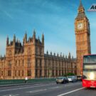 Reino Unido recua em acabar com os motores a combustão.