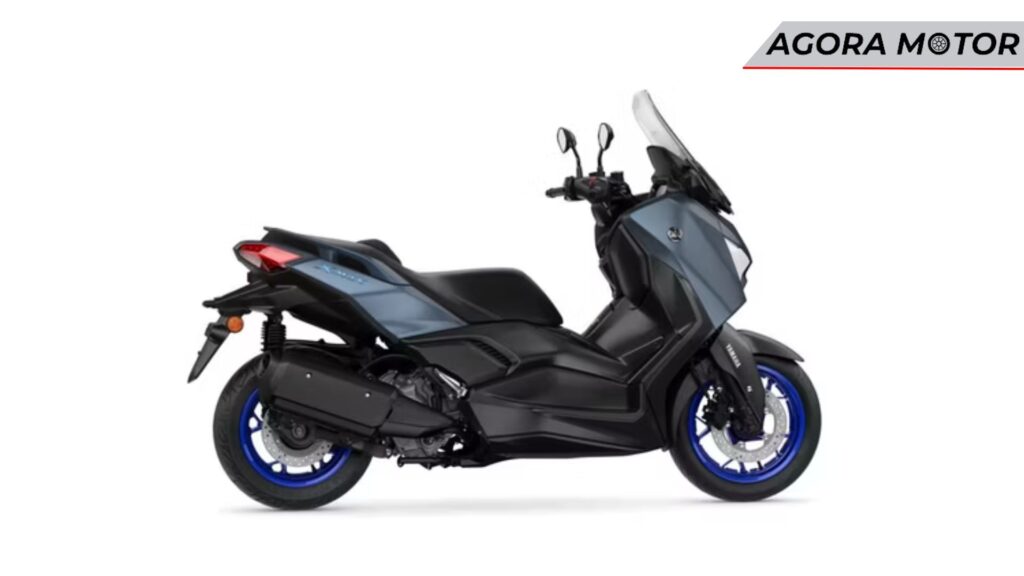 Yamaha XMAX 300.