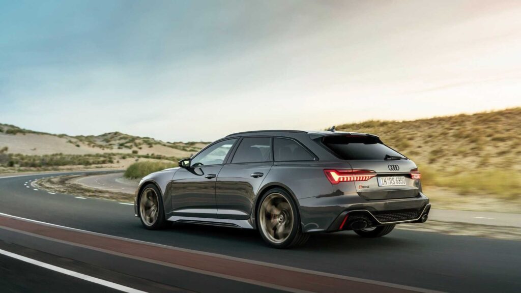 Lateral do Audi RS6 Avant Performance.