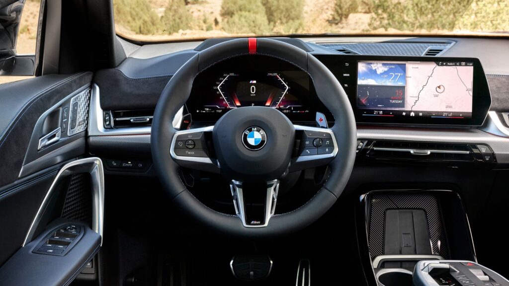 Painel da BMW X2.