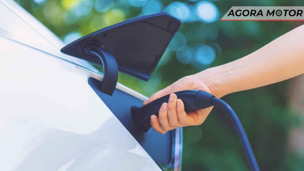 Carros elétricos usados: descobrir a vida útil da bateria é um desafio!