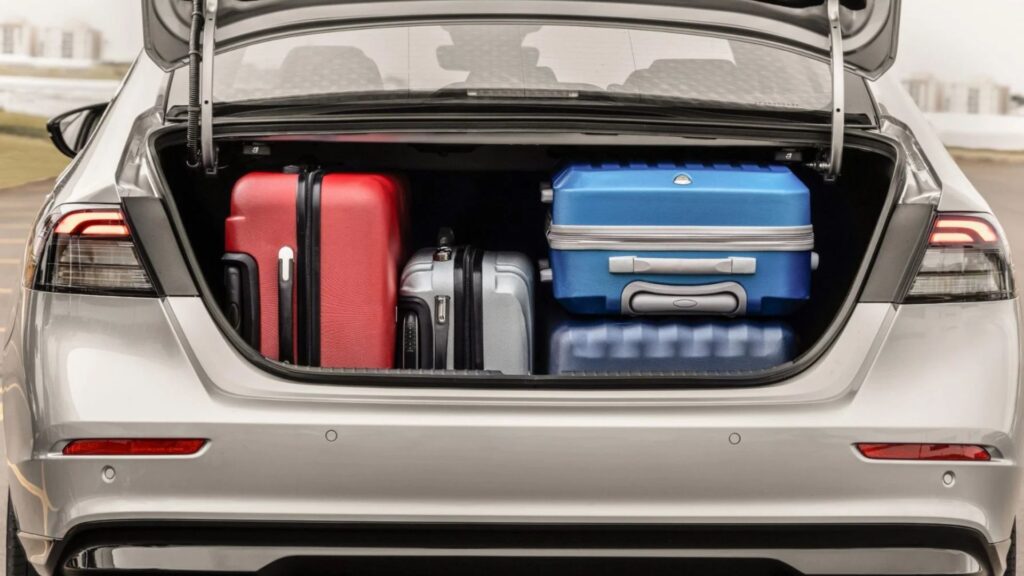 Porta-malas do Honda Accord.
