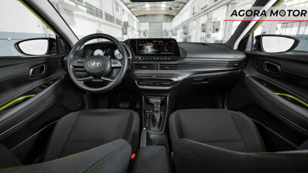 Hyundai i20 atualizado traz diversas melhorias em seu interior, incluindo sistema de som Bose e atualização remota de mapas!