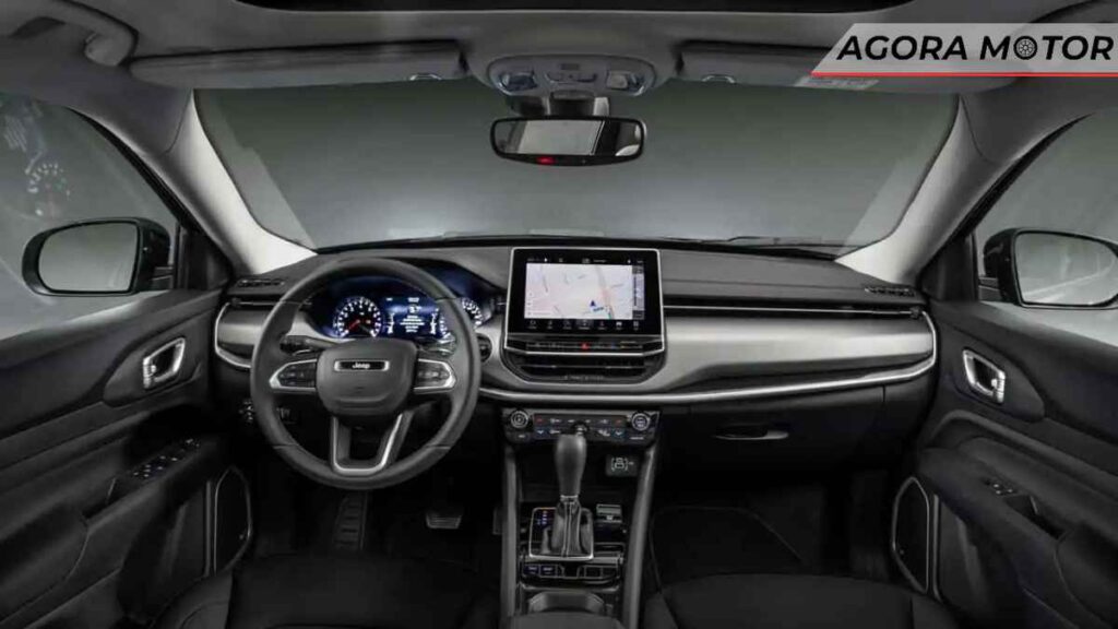 Jeep elimina compartimento de armazenamento e tomada de 12V do Compass 2024!