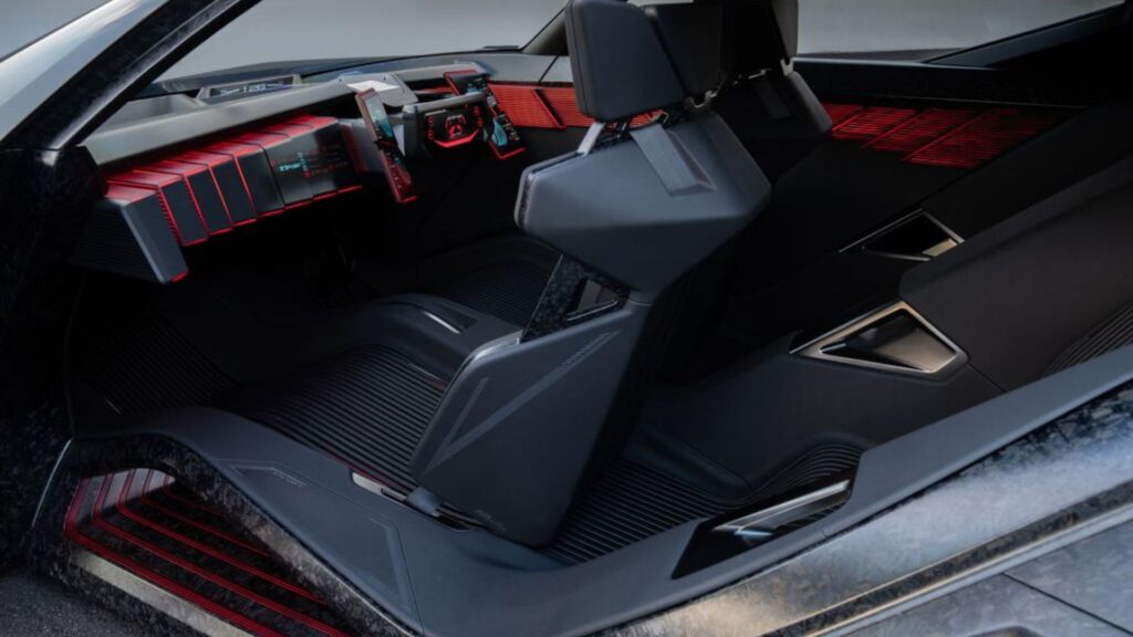 Interior Nissan Hyper Force.