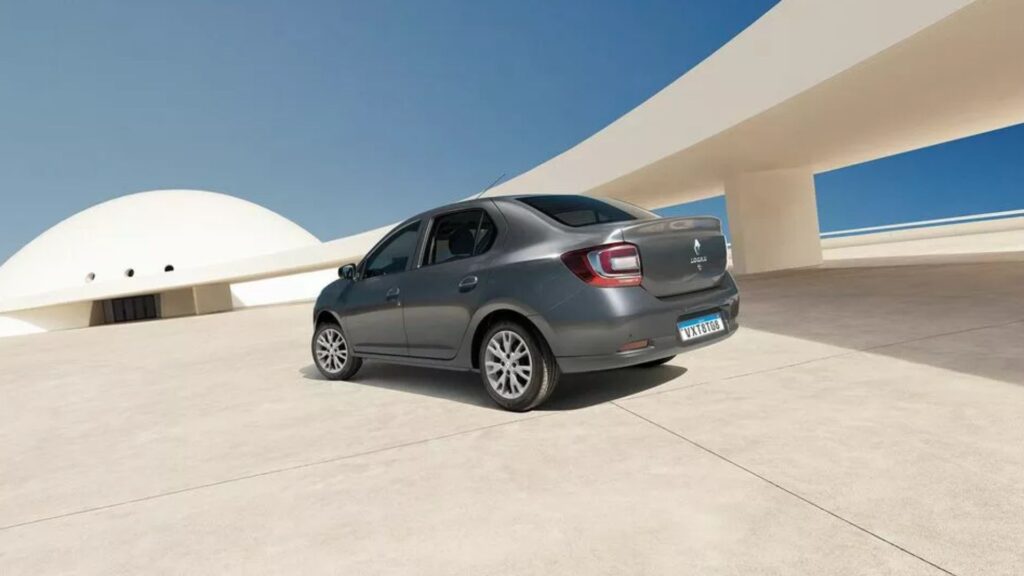 Renault logan sedan