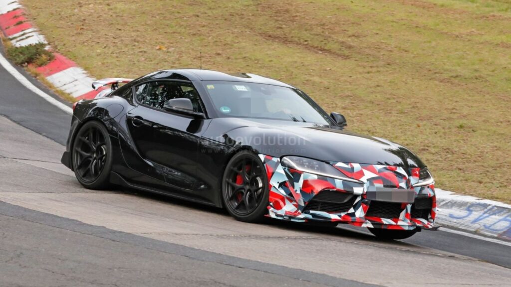 Supra na pista.