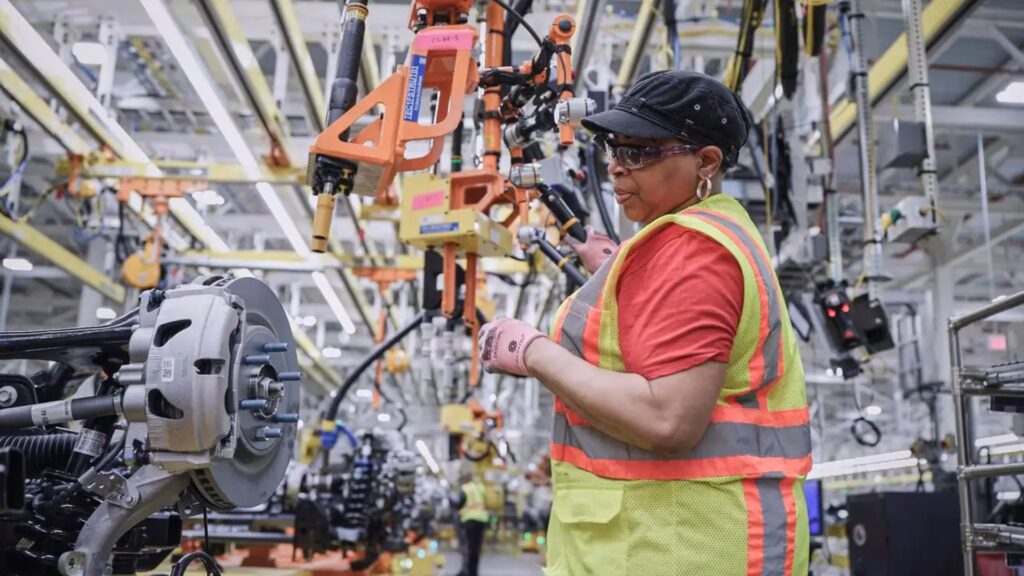 Trabalhador da Ford.