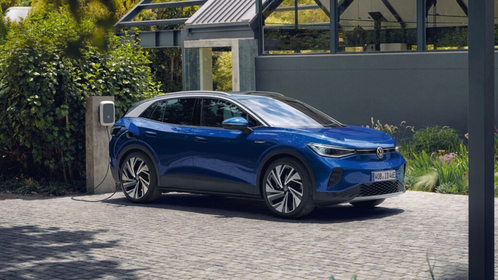 Carros elétricos da Volkswagen tem queda nas buscas.