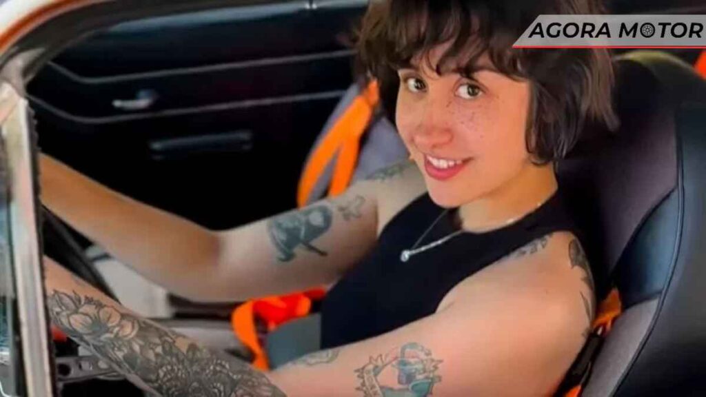 Beiçola da Privacy usa Chevrolet Opala para divulgar perfil +18!