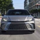 Novo Toyota Camry 2025 é apresentado no exterior!