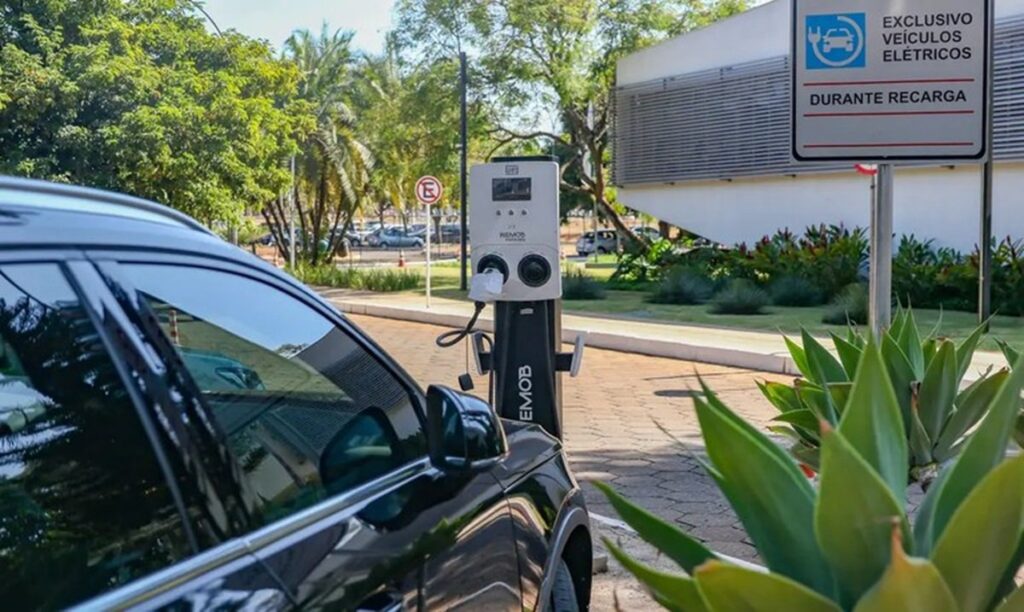 Imposto de importação gradual para elétricos é caminho certo