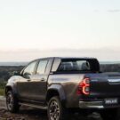 Lateral da Hilux SRX Plus.