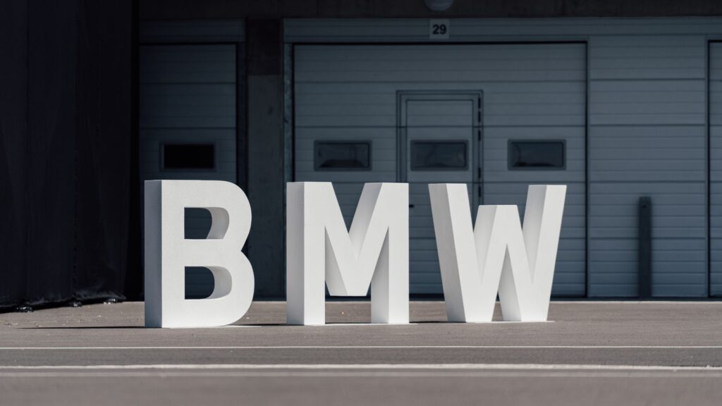 BMW irá aumentar produção de carros nacional.