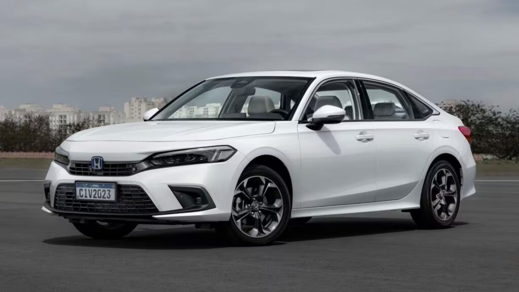 Esse carro flopou entre os 0 km mas ainda é sucesso entre os usados