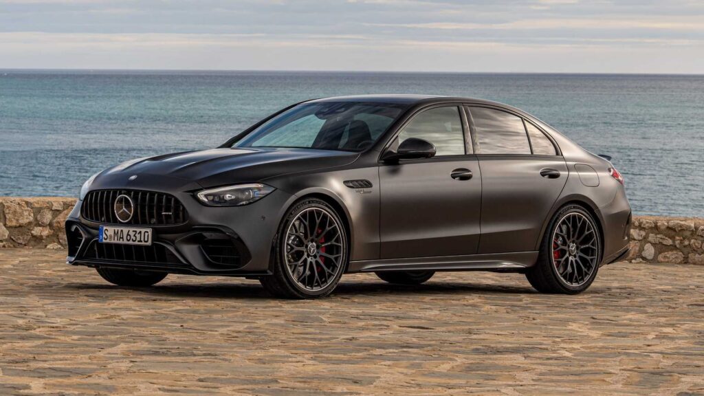 Mercedes-AMG C63.