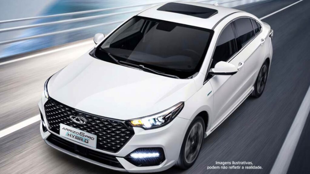 Caoa Chery Arrizo 6 Pro Hybrid 2025.