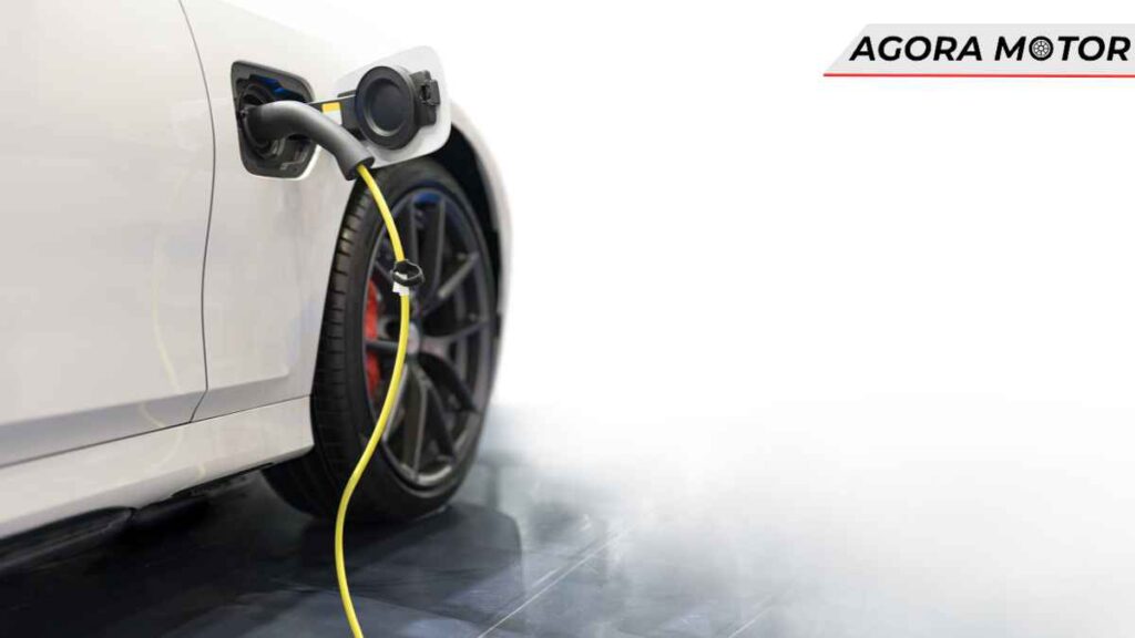China registra aumento de 46% em vendas de carros elétricos e híbridos plug-in em 2023