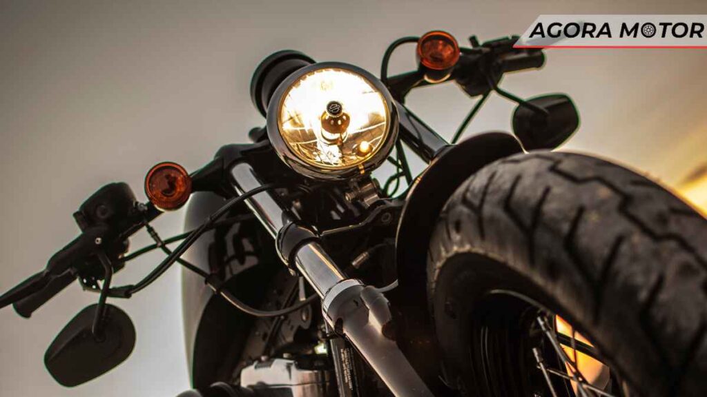 Escolhendo uma moto leve e segura para idosas