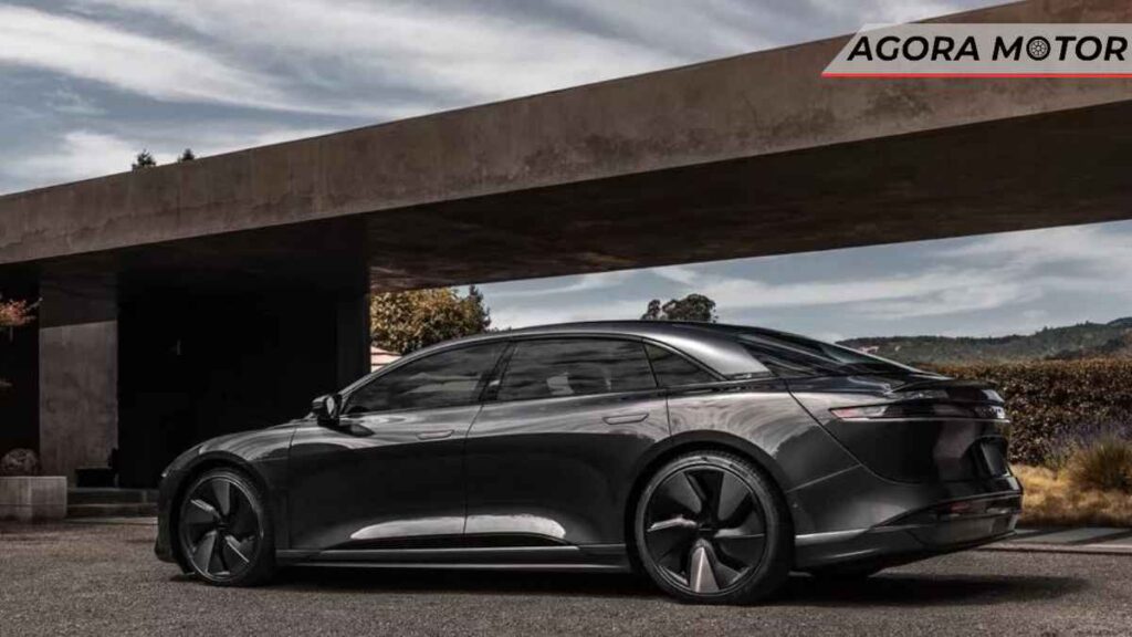 Lucid Air Pure: o carro de patrulha com tração traseira e alta potência