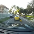 Policia usa recurso interessante para imobilizar carro.