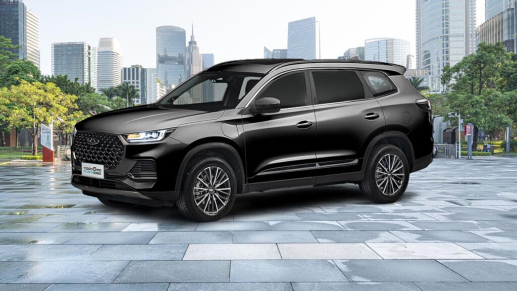 Tiggo 8 Pro 2025 preto.