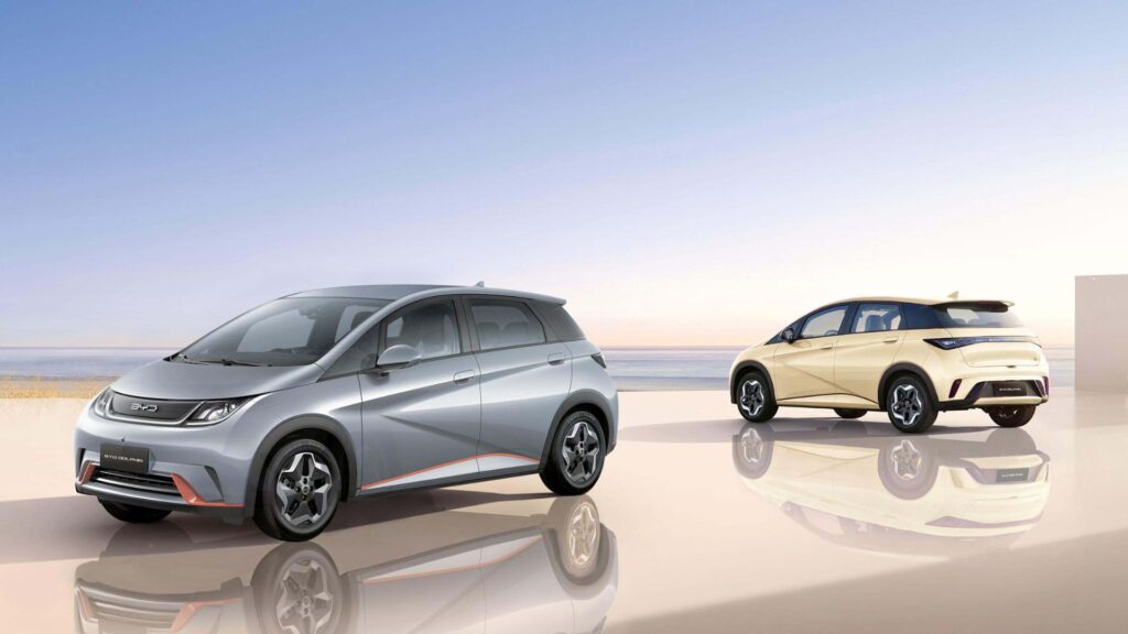 BYD Dolphin 2025.