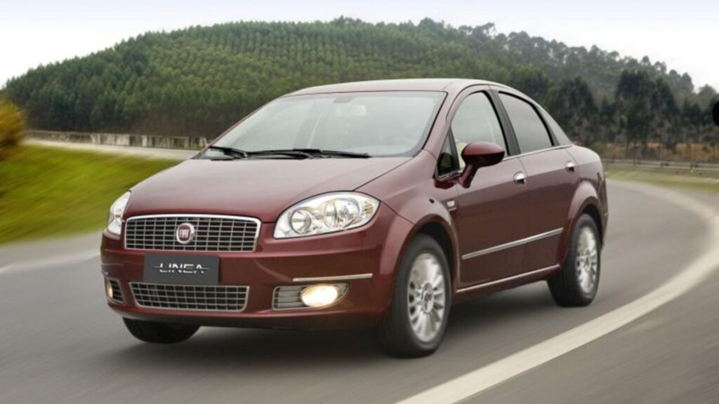 Fiat Linea.