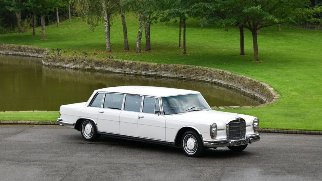 Mercedes do John Lennon.