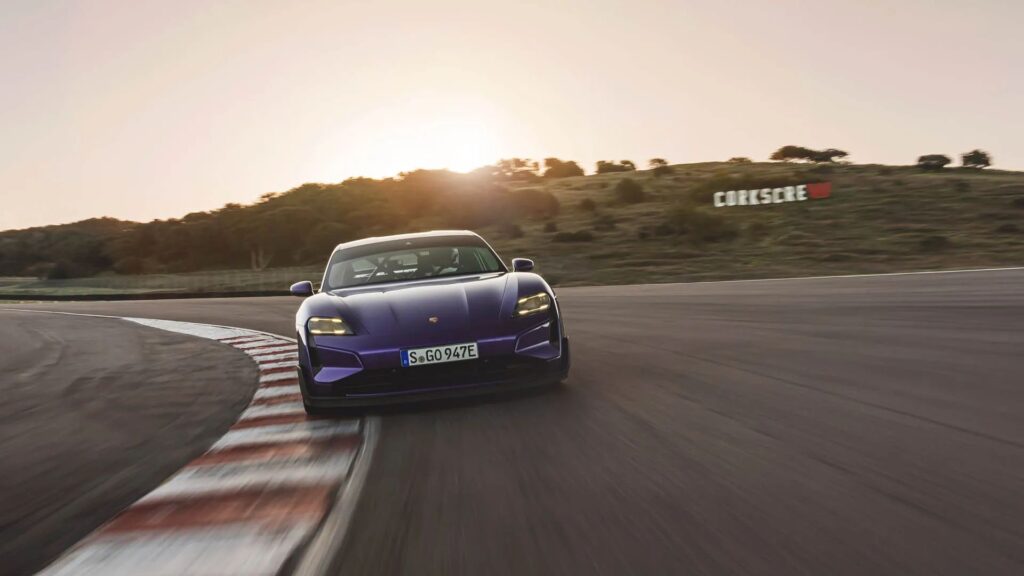 Porsche Taycan Turbo GT 2025.