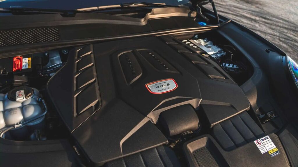 Porsche V8.