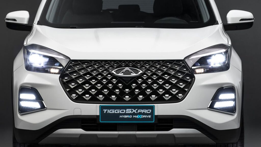 Frente do Tiggo 5 Pro Hybrid.