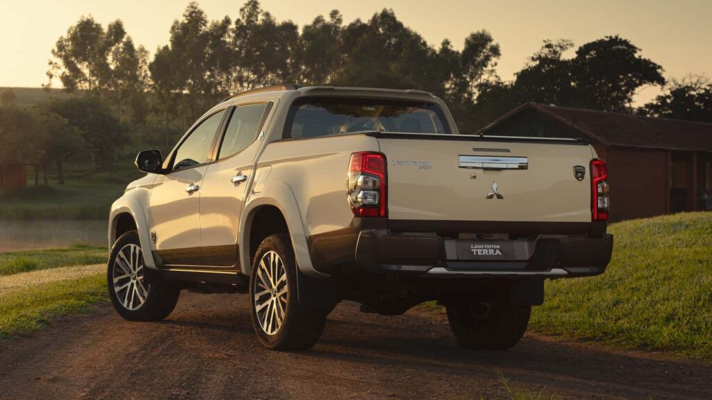 L200 Triton Sport Terra e Urban