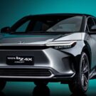 Toyota elétrico.