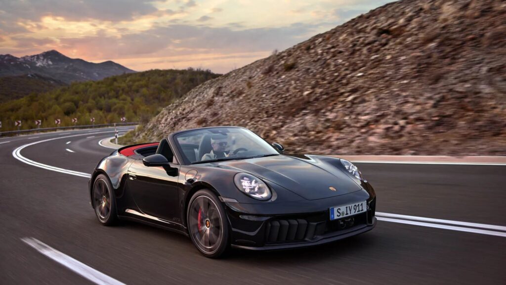 Porsche 911 2025.