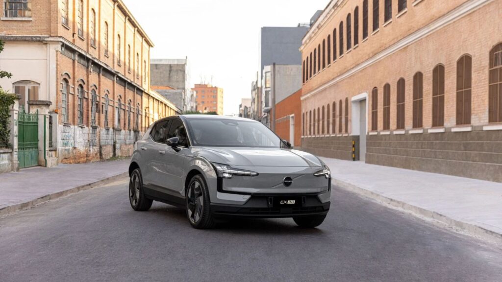 Volvo EX30