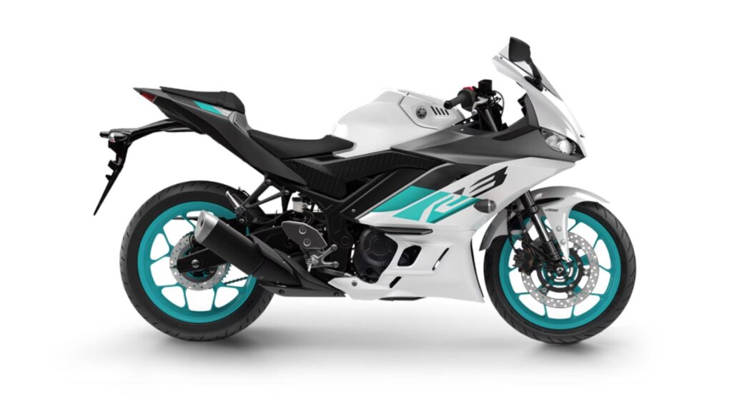 Yamaha R3 2025