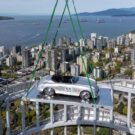 Porsche 356 arranha-céu.