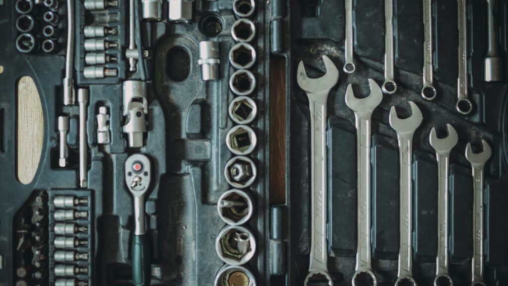 Ferramentas essências para carregar dentro do carro!