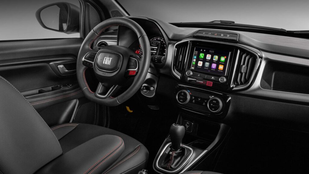 Fiat Strada 2025 painel.
