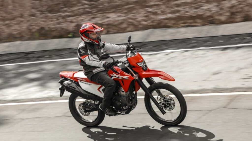 Honda XR 300L Tornado