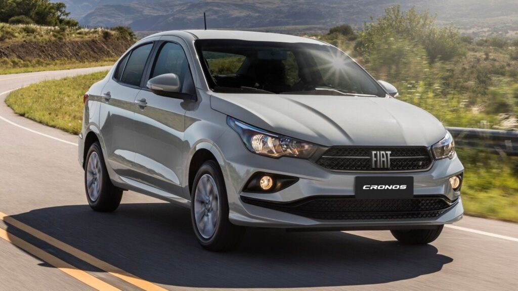 Fiat Cronos 2025 na estrada