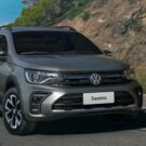 VW Saveiro 2025 parado na estrada