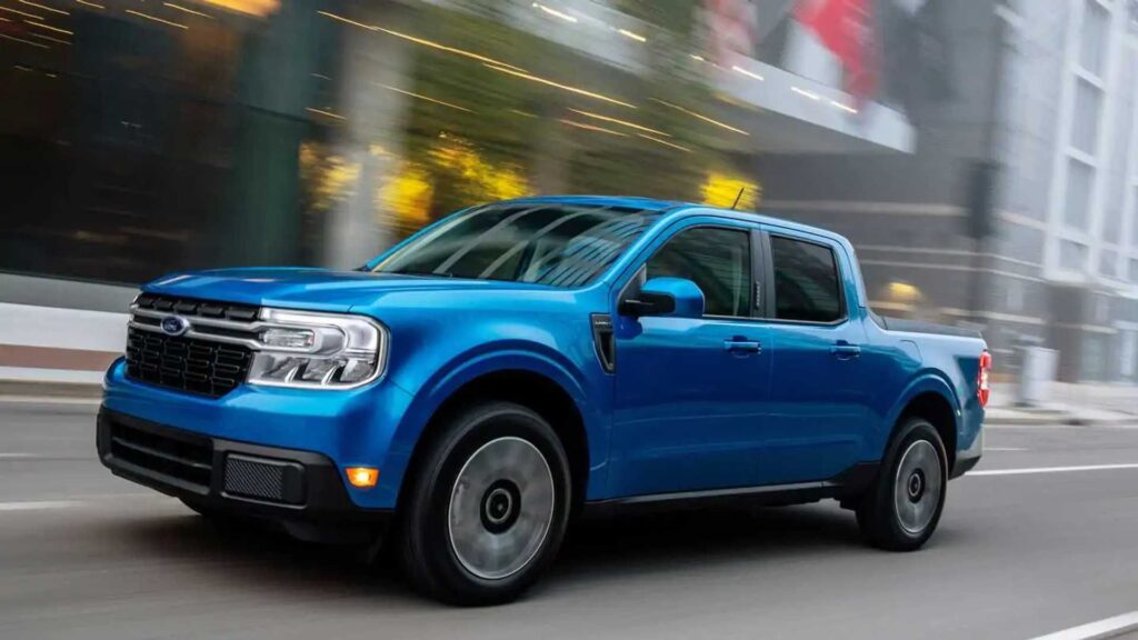 Ford Maverick 2025 na cidade