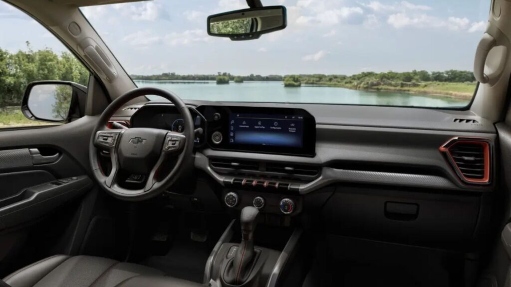 Chevrolet S10 LTZ 2025 interna