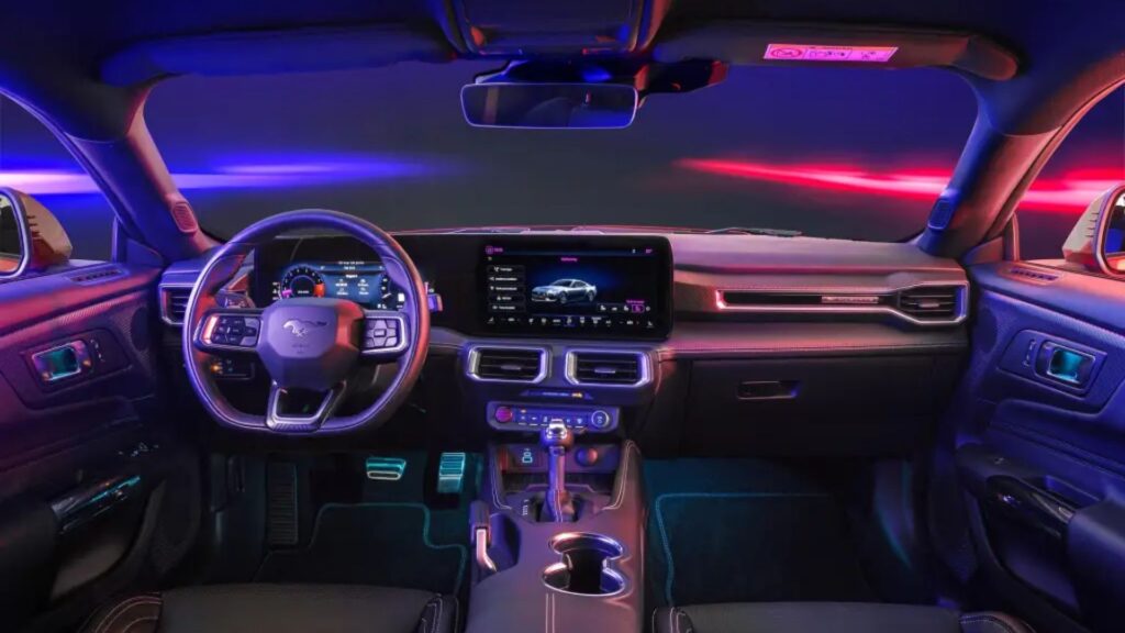 Interna do Ford Mustang GT Performance 2025