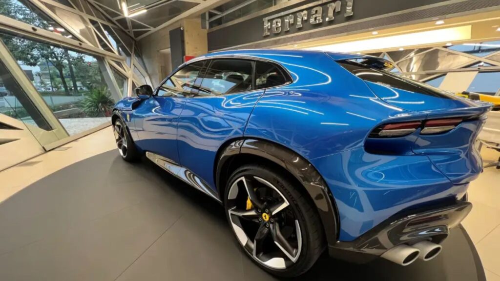 Ferrari Purosangue 2025