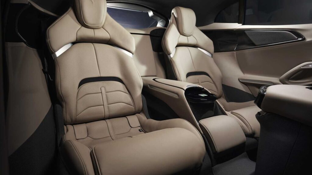 Ferrari Purosangue 2025